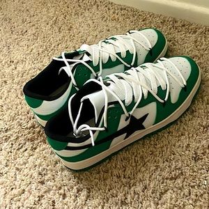 Green star shoes